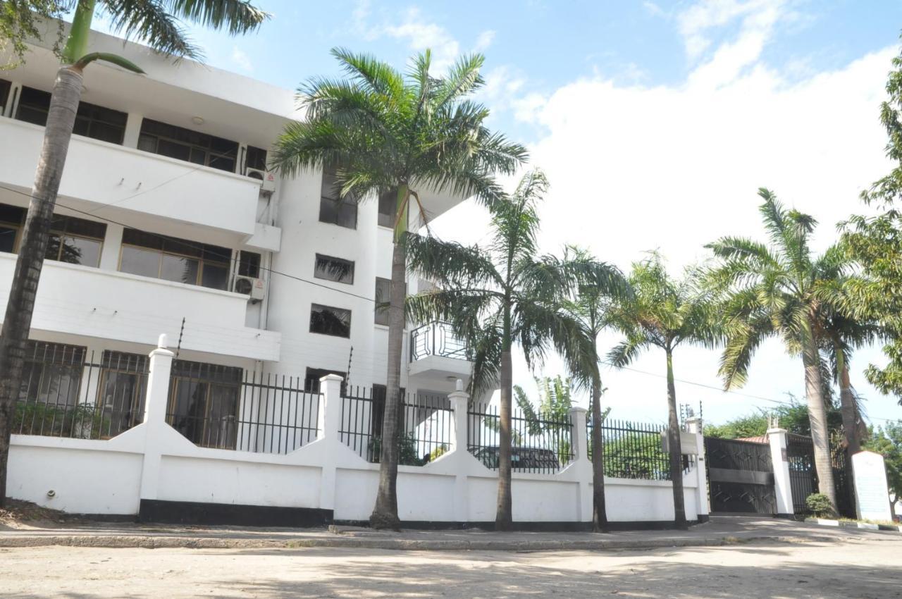 Hotel De Mag Dar es Salaam Esterno foto