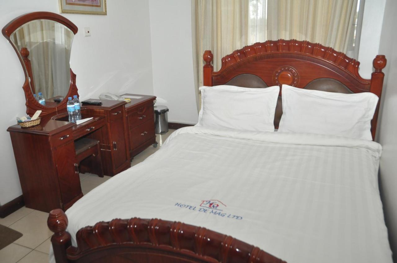 Hotel De Mag Dar es Salaam Esterno foto