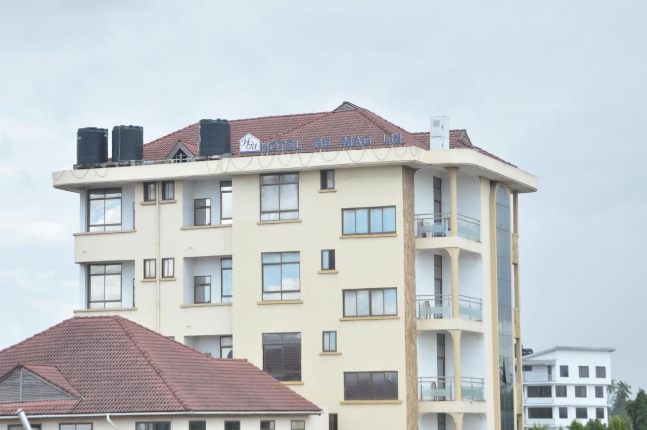 Hotel De Mag Dar es Salaam Esterno foto